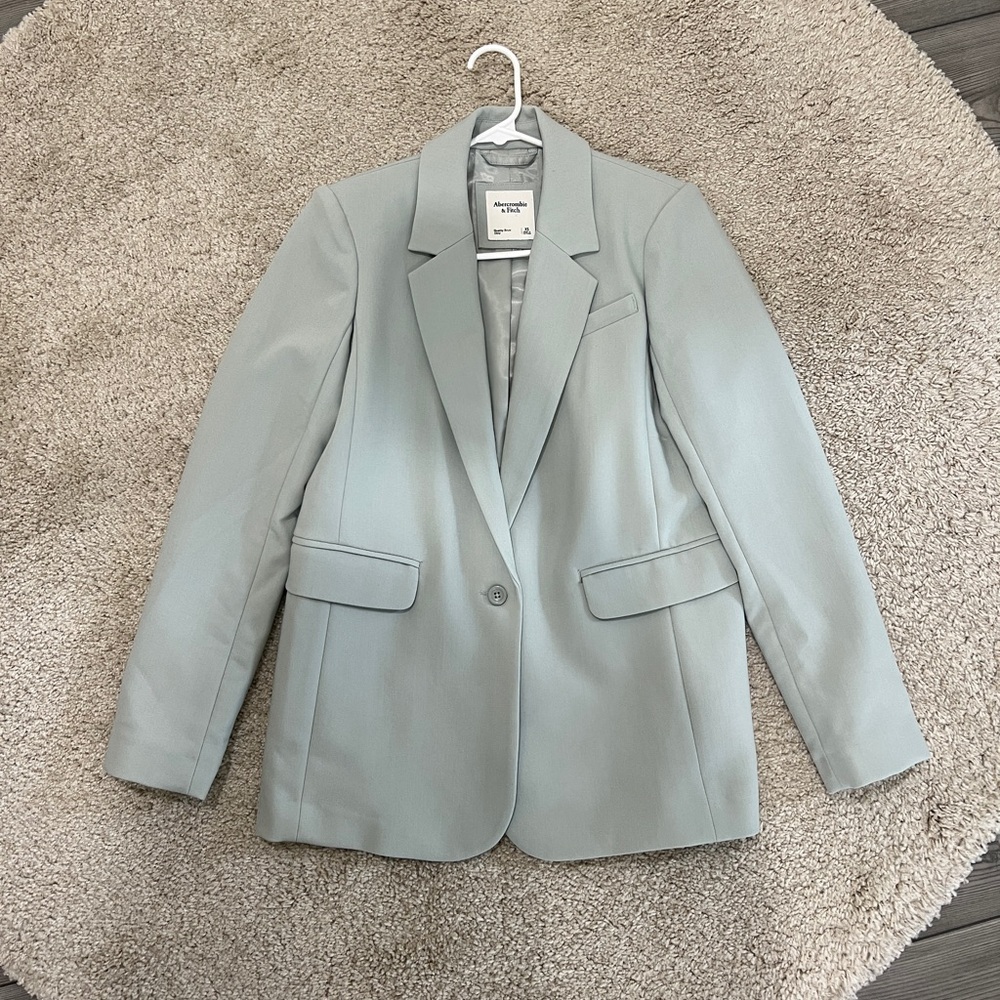 Abercrombie Women's Light Gray Blazer